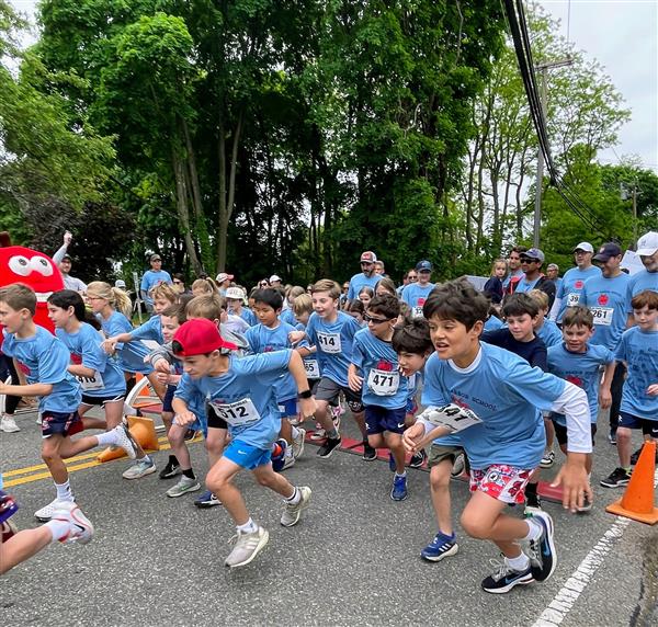  LITTLE APPLE FUN RUN